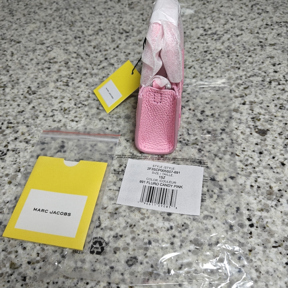 Marc jacobs The Nano Tote Bag Charm (fluro candy pink) - Picture 7 of 11